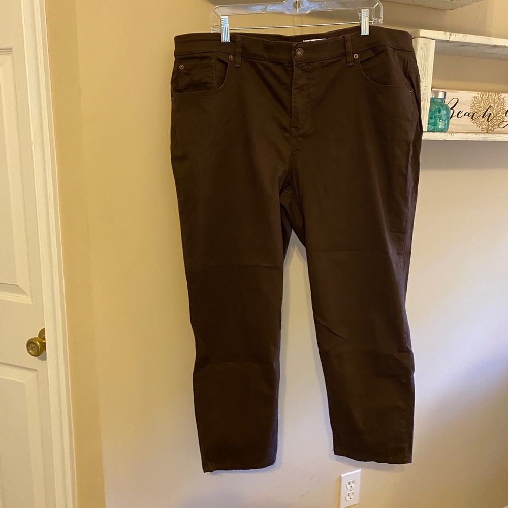 Denim & Co. 5-Pocket Petite Brown Straight Jeans
